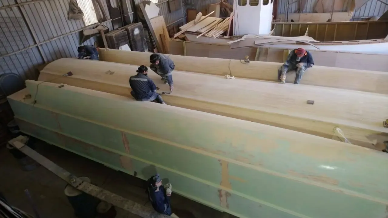 Doña Elena · construcción para turismo · Fabricación de casco